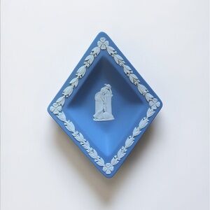 1954 Wedgwood Jasper Diamond shaped Trinket Dish